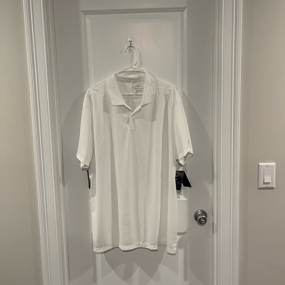 NWT Nike dri-fit golf white polo standard fit men’s 2XL